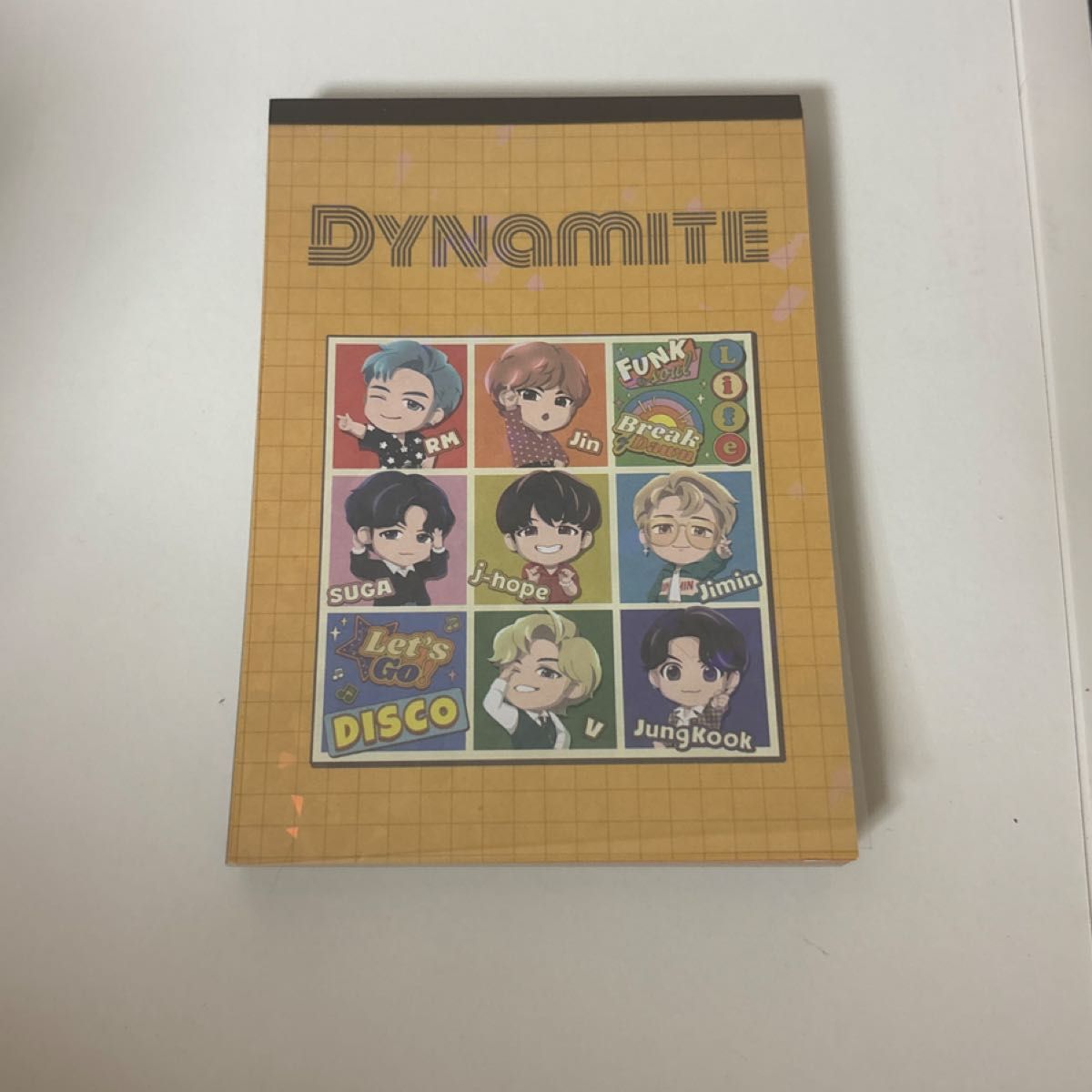 BTS TinyTAN Dynamite メモ帳 B