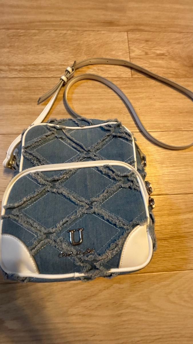 Denim diamond-stitch shoulder bag