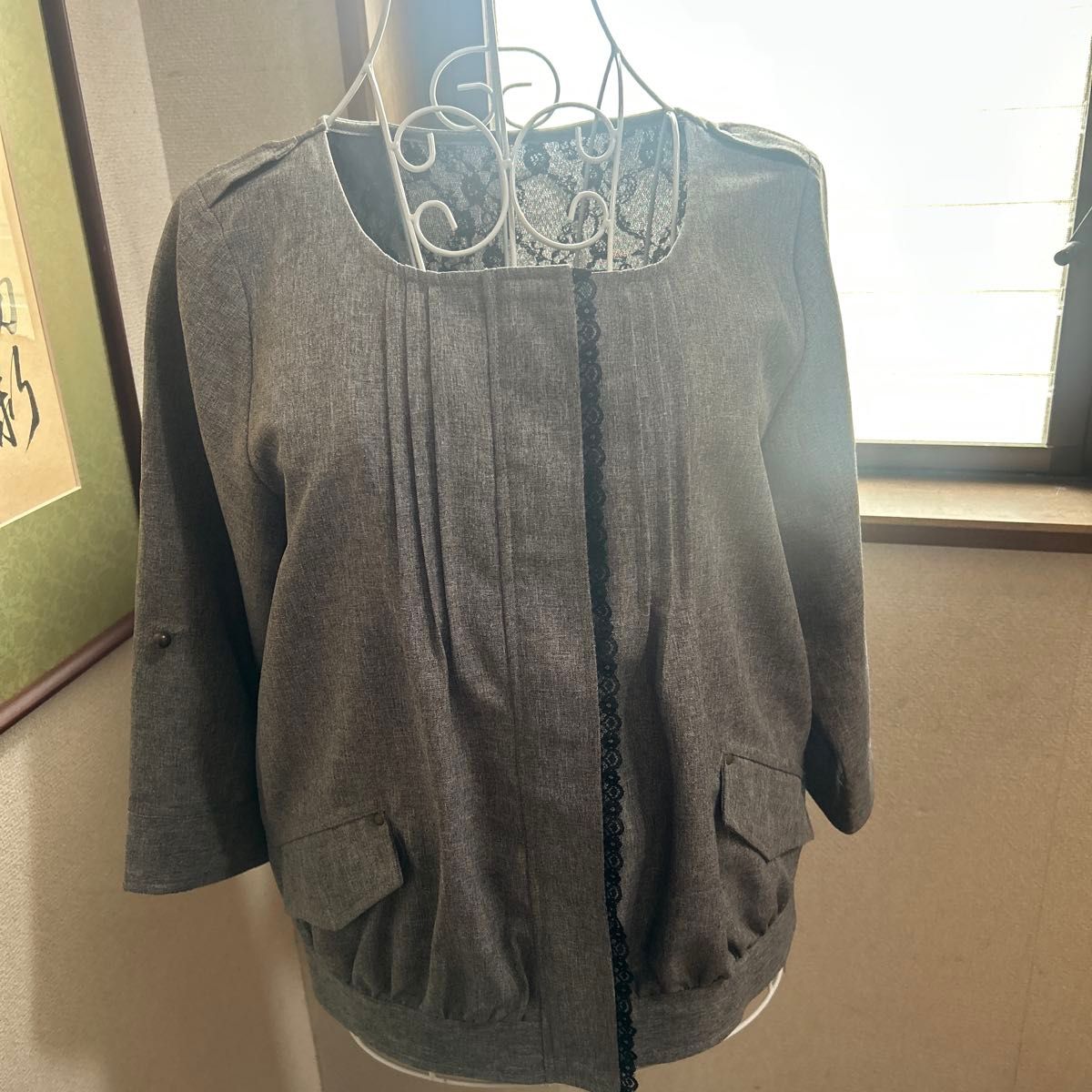 带新品吊牌 Acquis Femme 无衬里七分袖灰色蕾丝装饰夹克