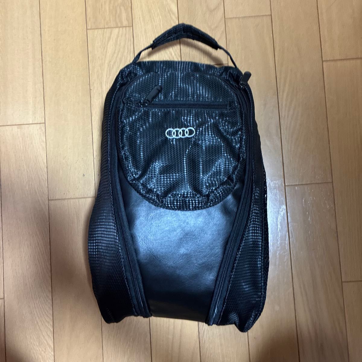 奥迪 鞋盒 非卖品赠品 黑色 黑色包