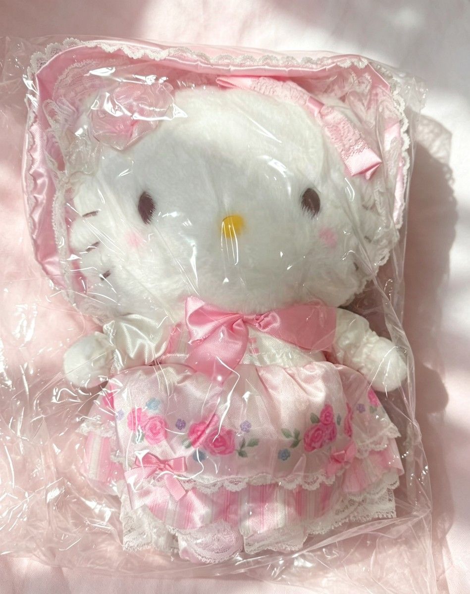 Hello Kitty Fairy Tale Party Plush Character-Shaped Shoulder Bag