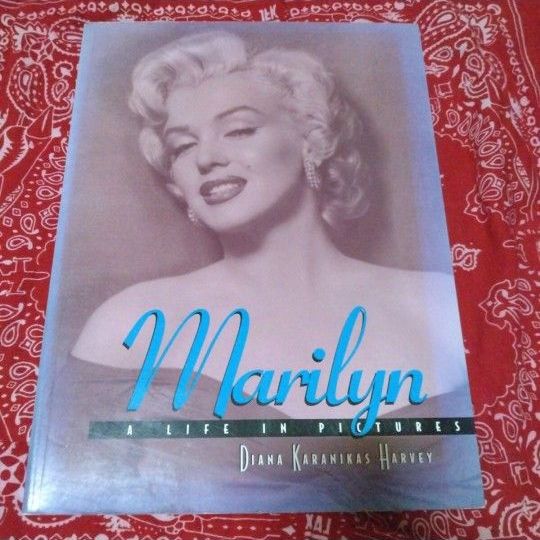 Marilyn A Life in Pictures マリリン・モンロー 写真集 洋書