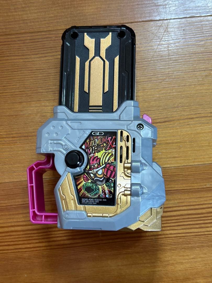 DX 假面骑士Ex-Aid 满装瓶罐