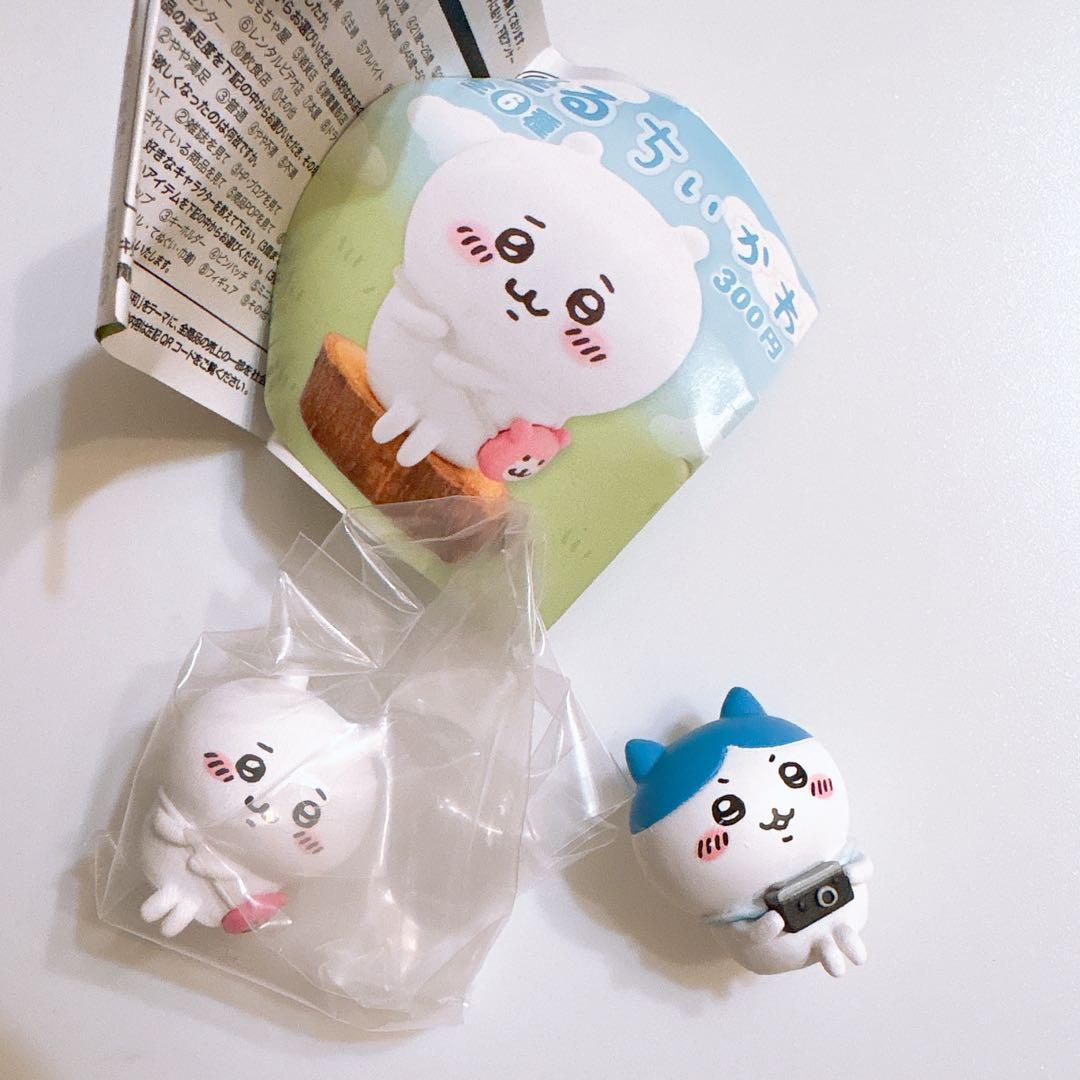 Chiikawa Sitting Chiikawa Mini Figure Hachiware Set