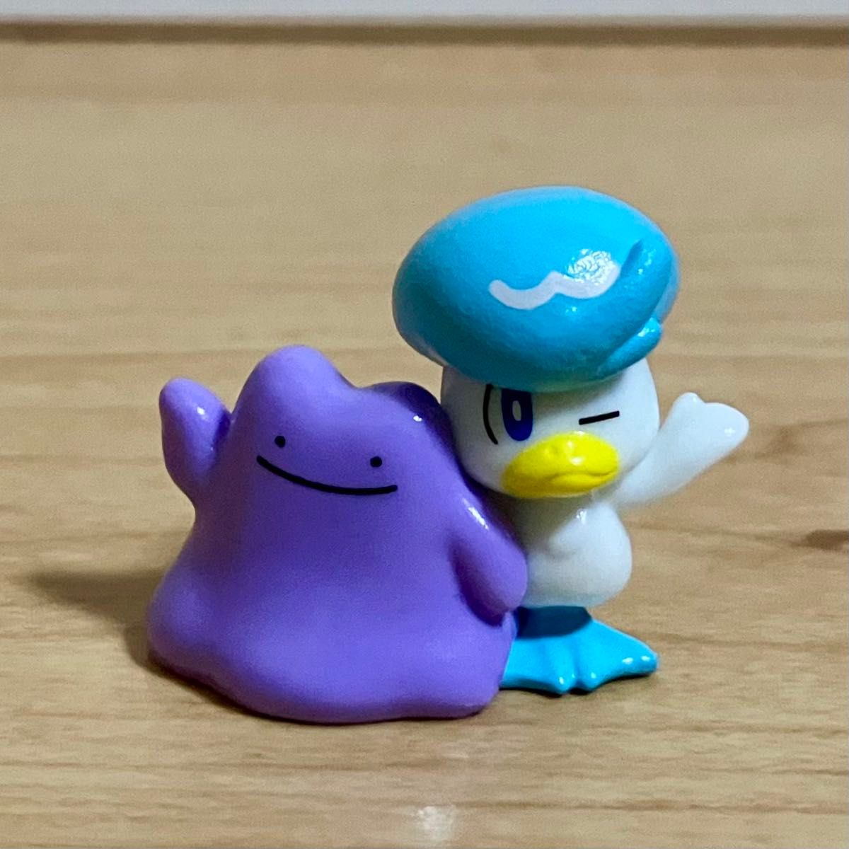 宝可梦 惊喜蛋 与百变怪一起 蚊香蝌蚪&百变怪