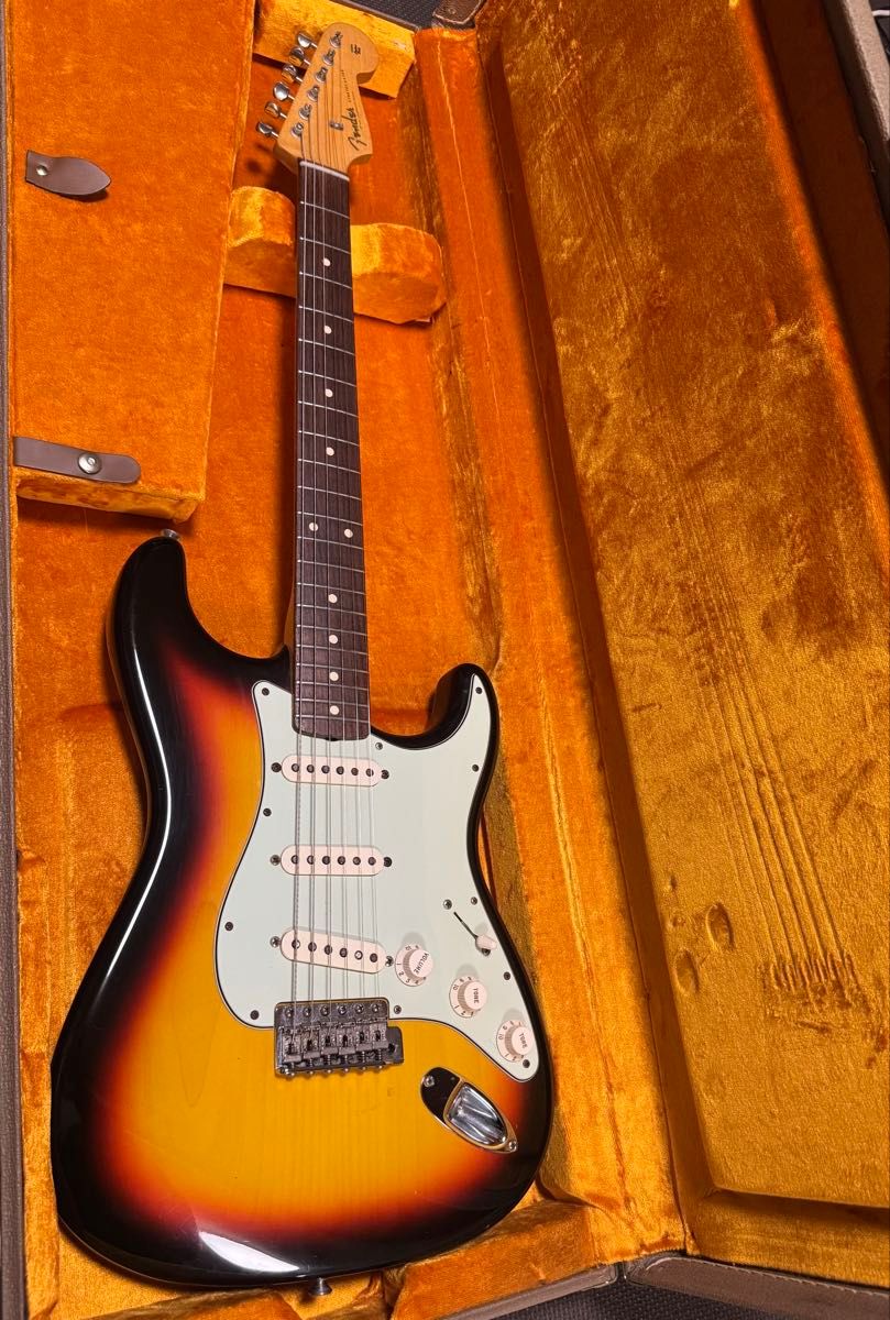 芬达定制工房 1960款 Stratocaster NOS 认证证书缺失