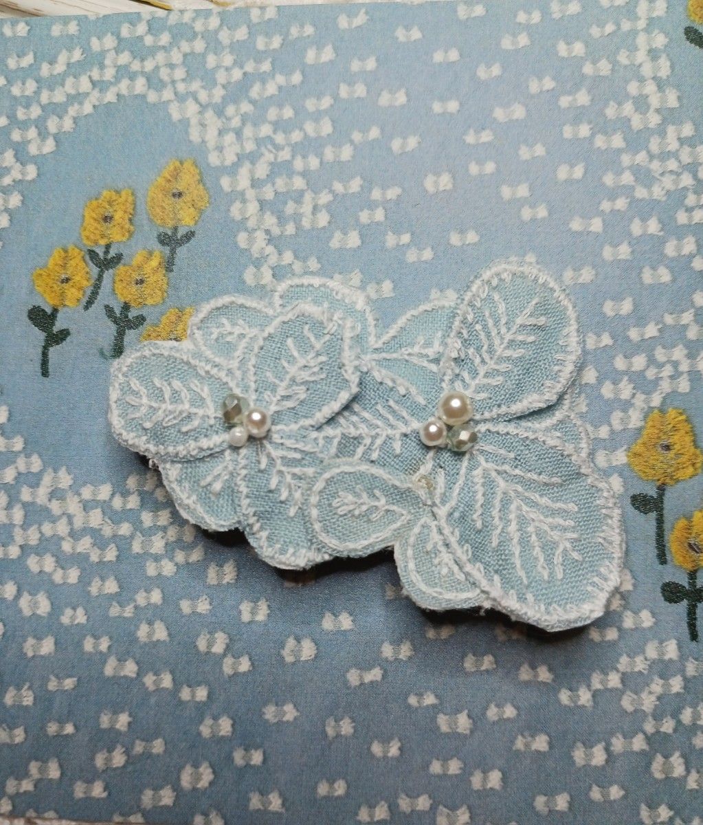 ☆ハンドメイド☆ミナペルホネン※ブローチ