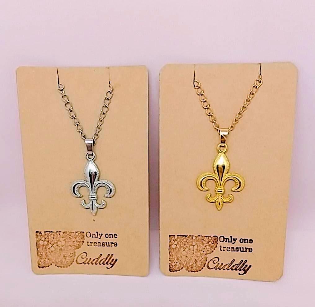 毛绒玩具同款项链 0023 Fleur de Lis 何时玩偶 Knights 毛绒玩具同款 亲子同款 情侣项链 推活 推物毛绒