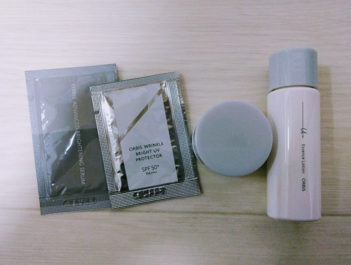 オルビス ユー エッセンスローション ミニボトル 20ml& クリームモイスチャーライザーサンプルセット
