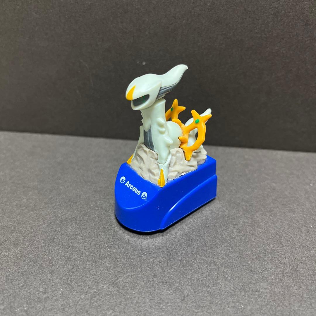 Arceus Pokémon Mini Car Pullback Action Car Legendary Rare