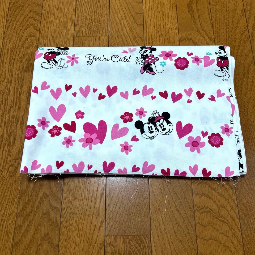 Disney Mickey & Minnie Heart Fabric Scrap 200cm x 150cm