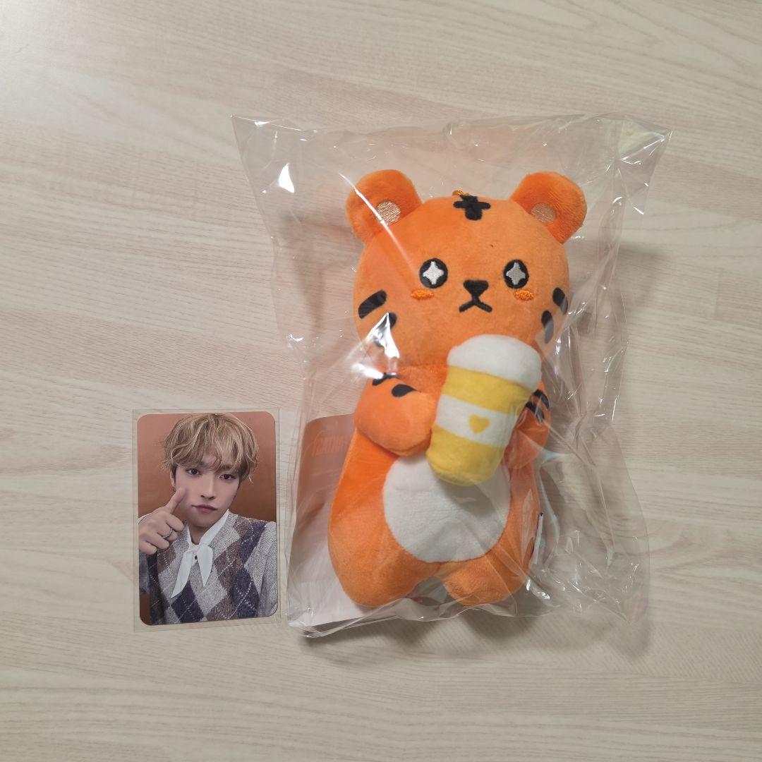 ATEEZ HONGJOONG 杯套钥匙扣 毛绒玩具