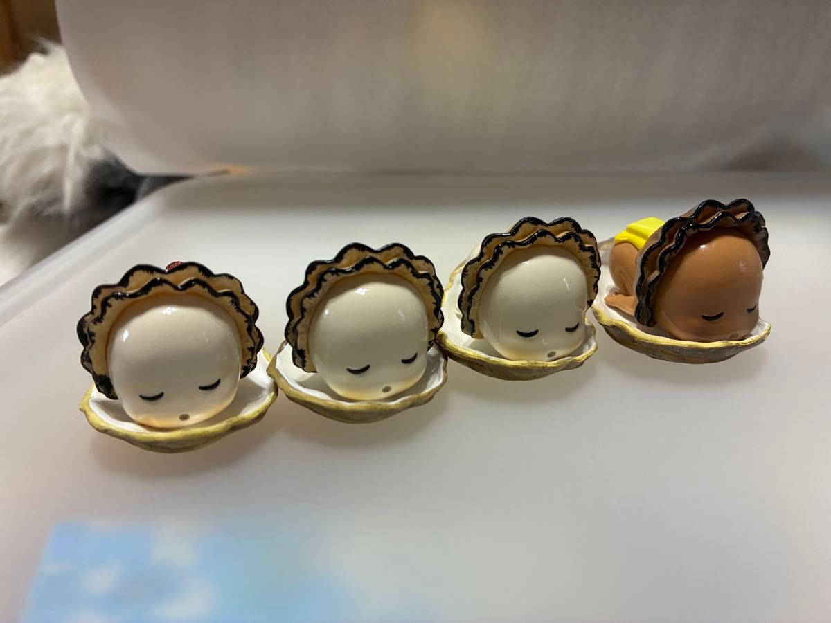 Plump Oyster Baby Mascot Figure 4-Piece Set Gacha Semi-Complete
