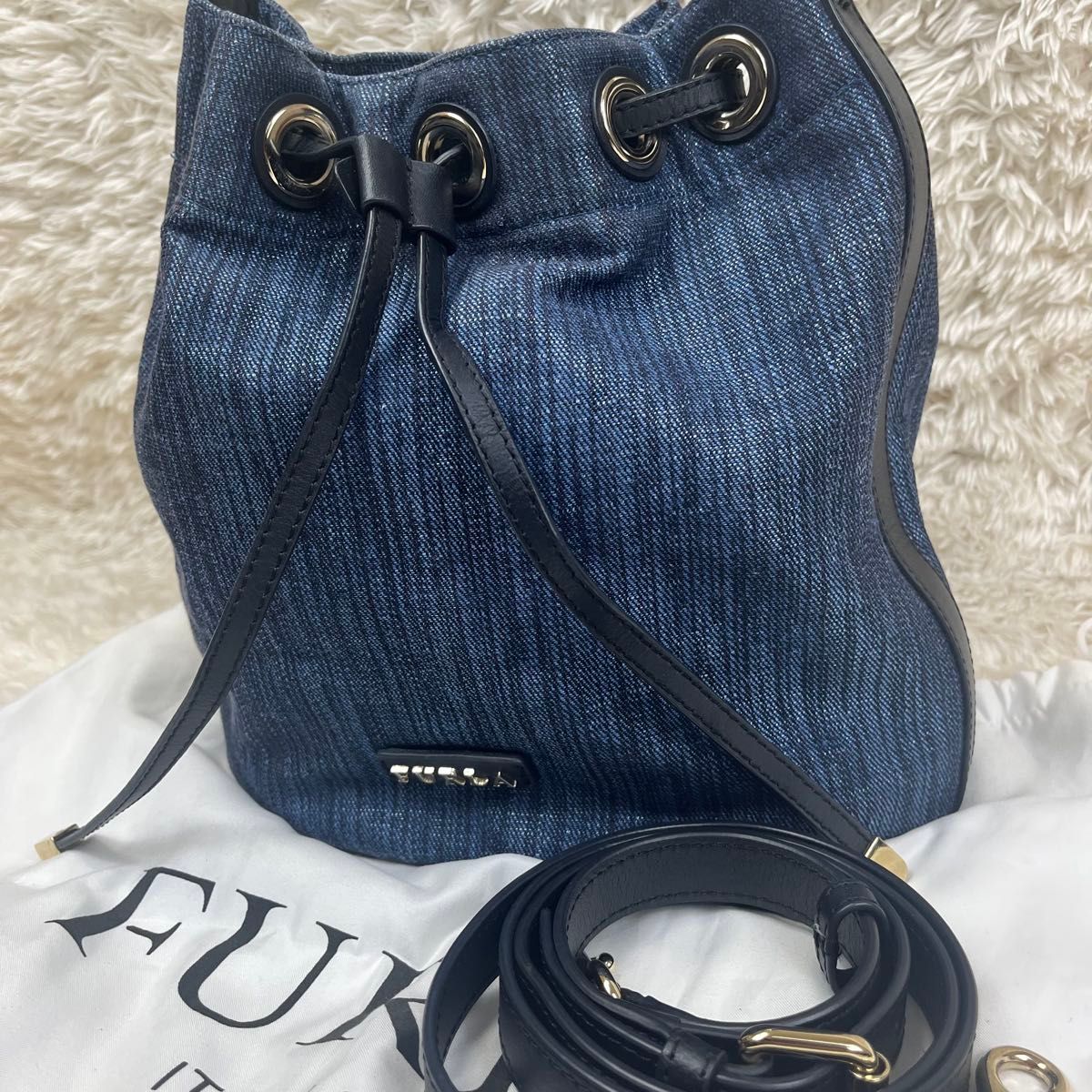 弗拉 FURLA 单肩包 牛仔布 抽绳 斜挎 印度蓝 肩背式