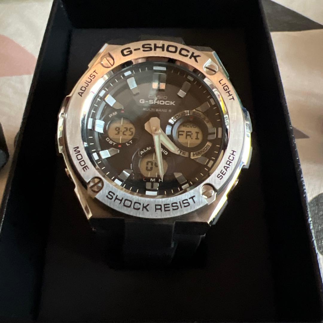 G-SHOCK wristwatch