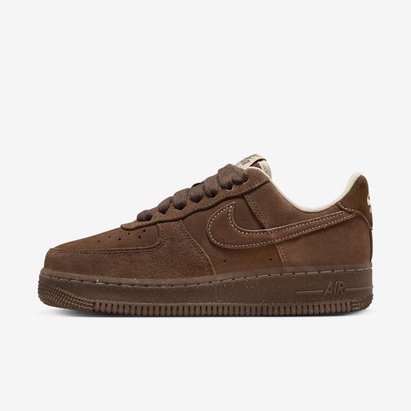 [ナイキ] エア フォース 1 '07☆ NIKE W AIR FORCE 1 '07★22-26cm ☆FQ8901-259「海外取寄せ」