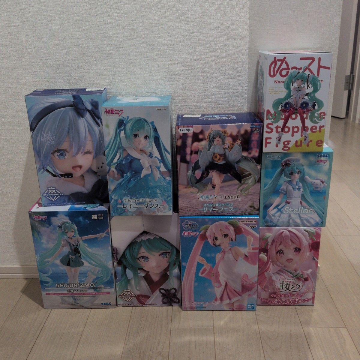 初音未来 手办 9件套 整套出售 赠品