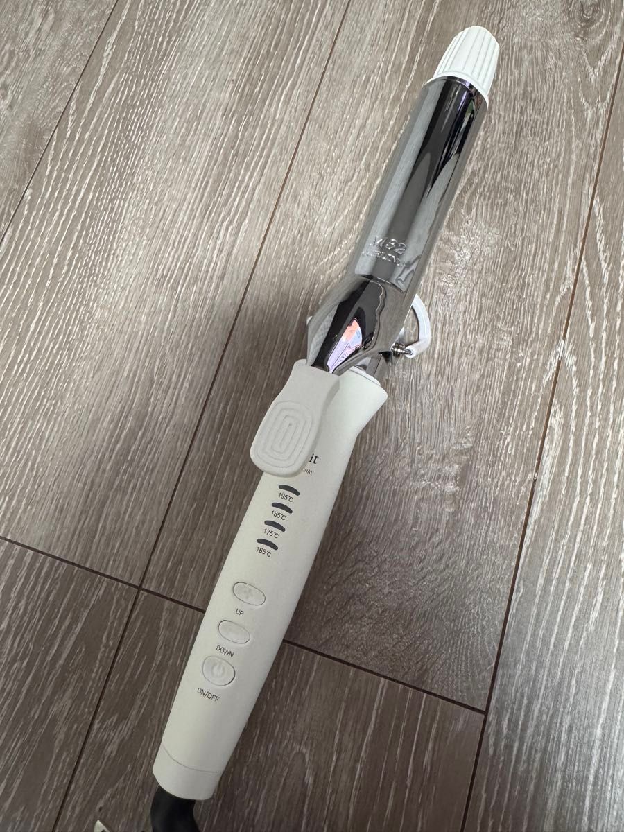 クレイツ CREATE ION Repit（レピ） スクエアバー 32mm  白 韓国ヘアアイロン