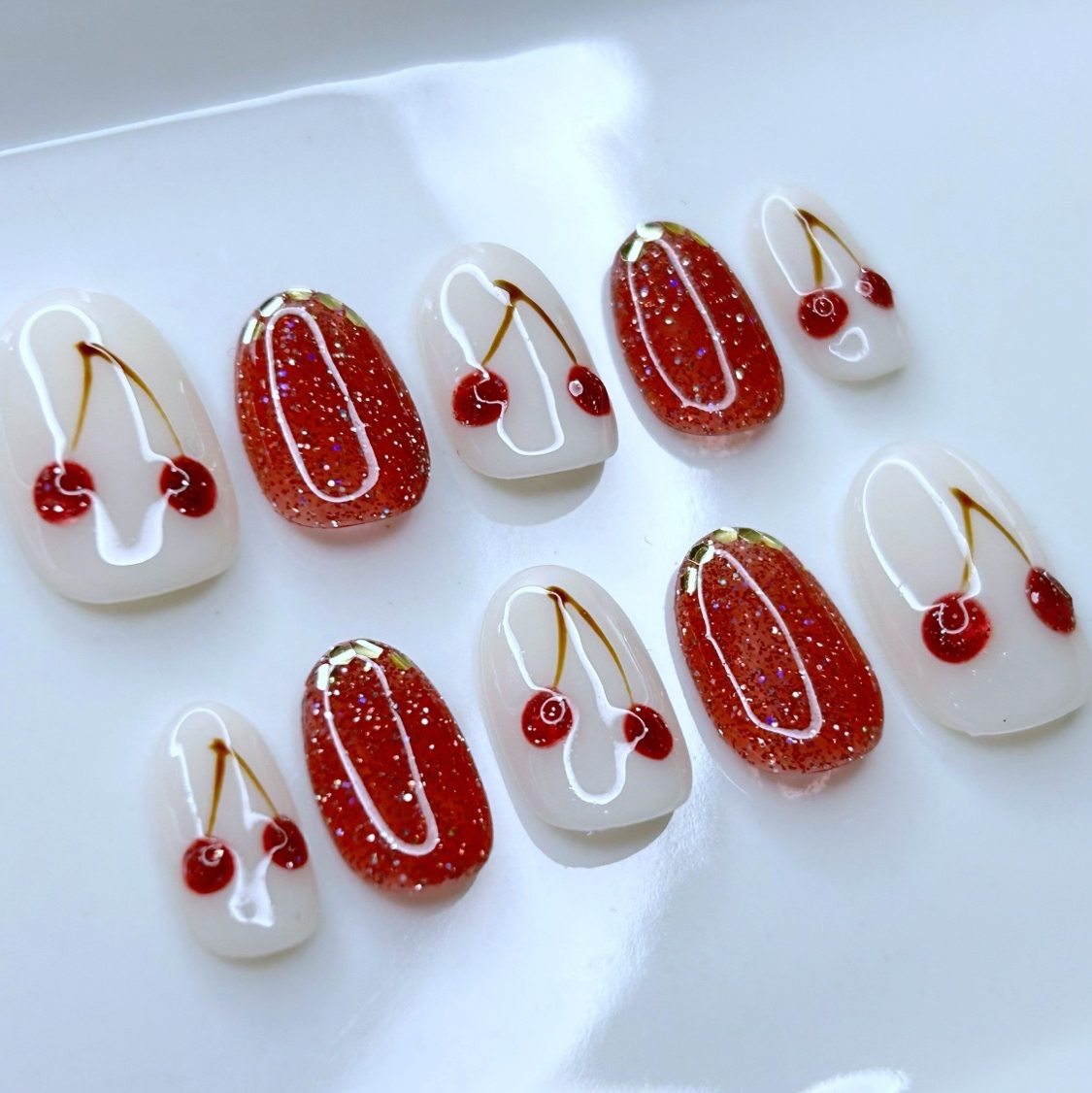 The temptation of churu and luscious cherries-Glitter x 10 cherry sets with extra nail tip