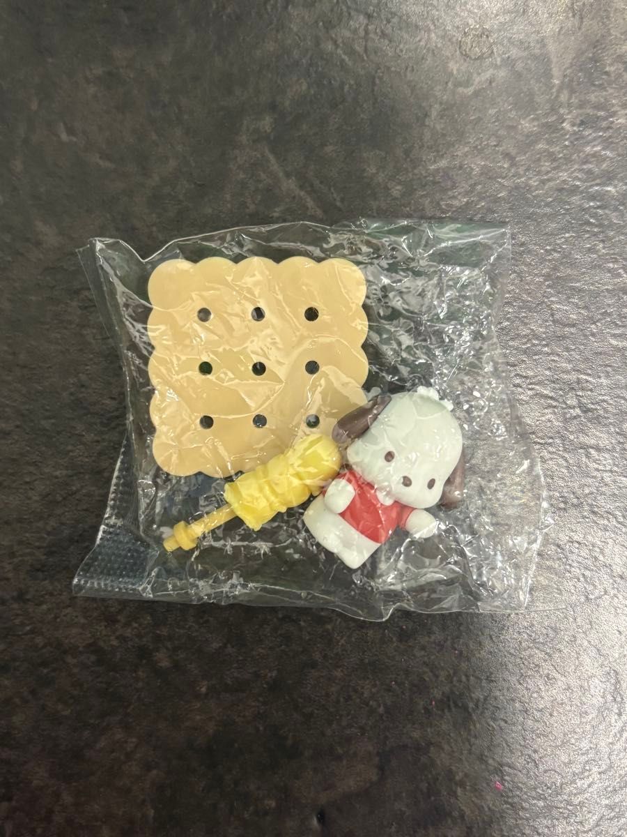 三丽鸥 巧克力塑封 波奇狗 手办 附带饼干配件
