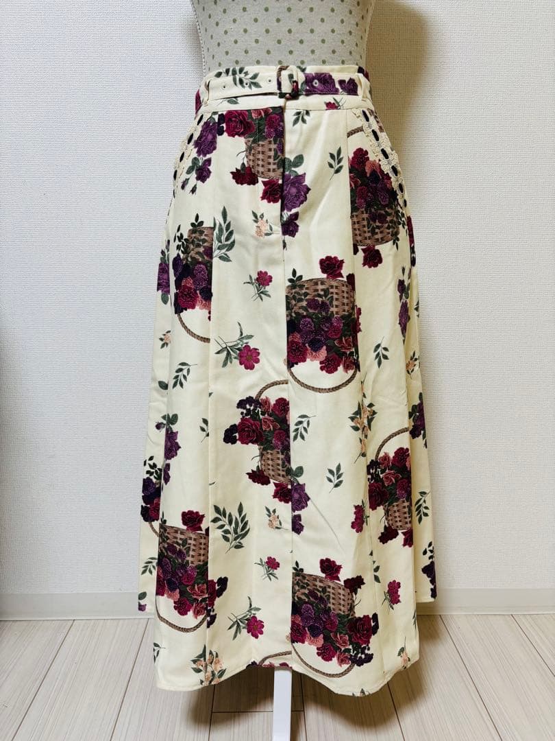 美品⭐️axes femme 花篮图案 喇叭裙 克拉罗利