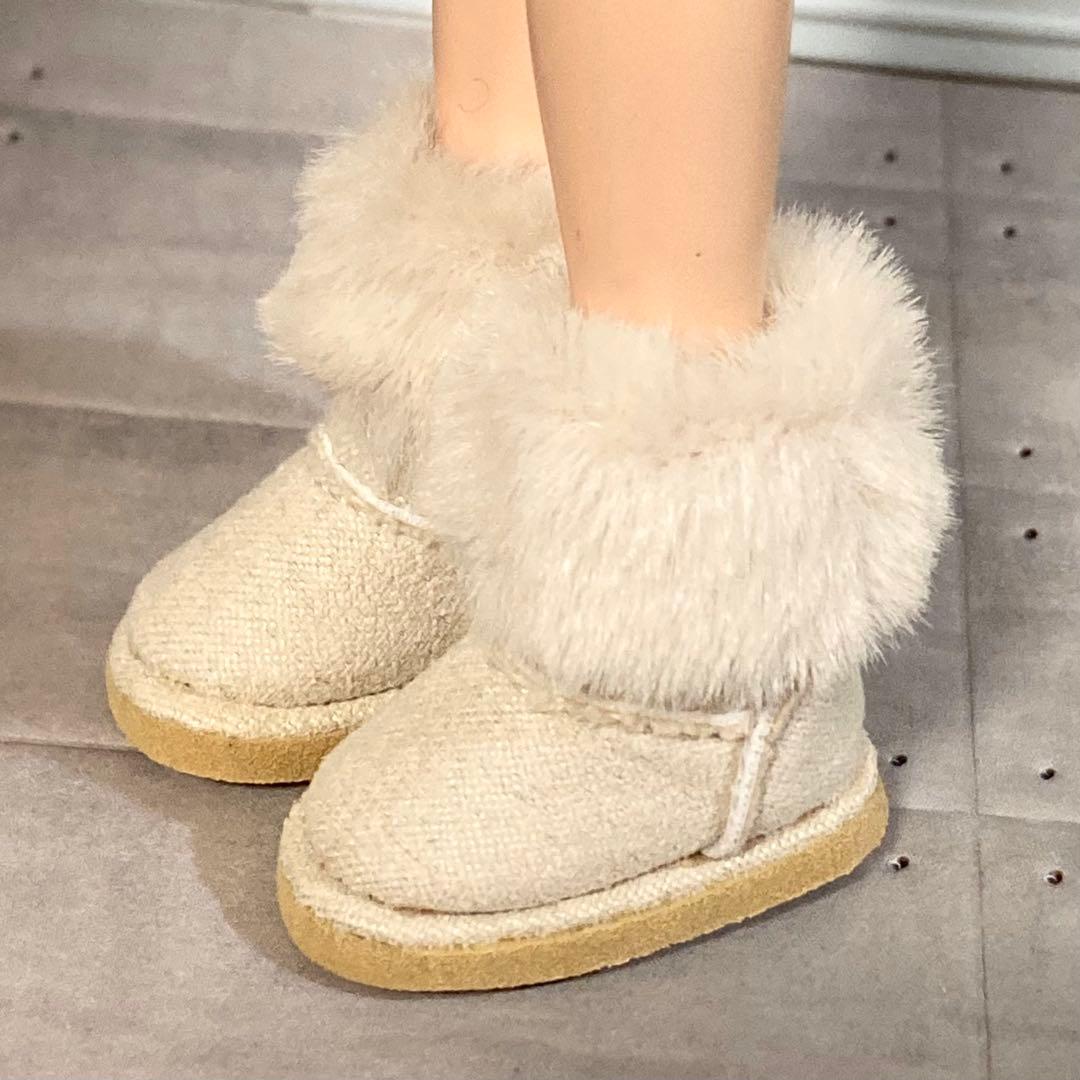 Ivory Sheepskin-Style Boots for Dolls, Shoes for Neo Blythe and Lika-chan
