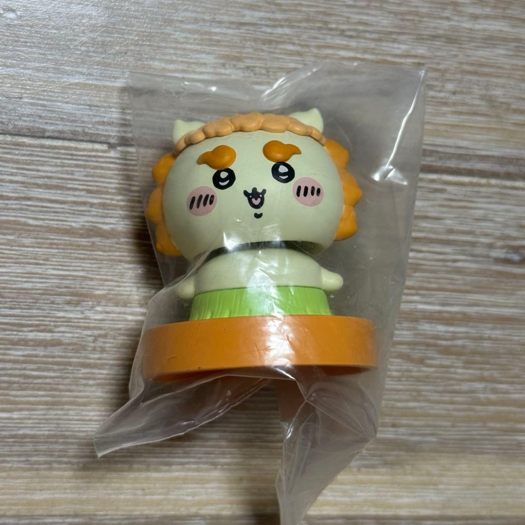 ChiiKawa Swinging Head Figure Shisa
