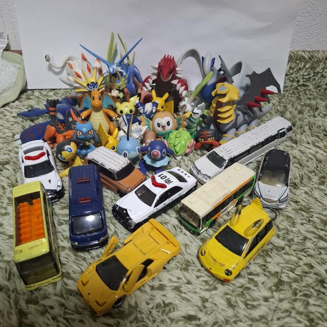 Pokémon Figures 20 or More Mini Car 10-Car Set Lot