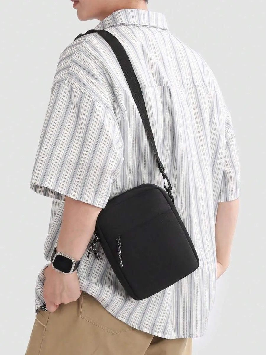 功能性风格的男士挎包时尚通勤男士女士