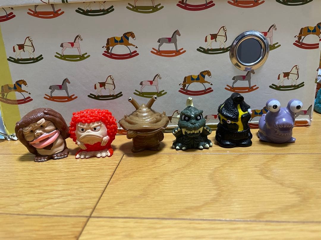 Ultra Q Monster Finger Puppet Soft Vinyl 6-Piece Set