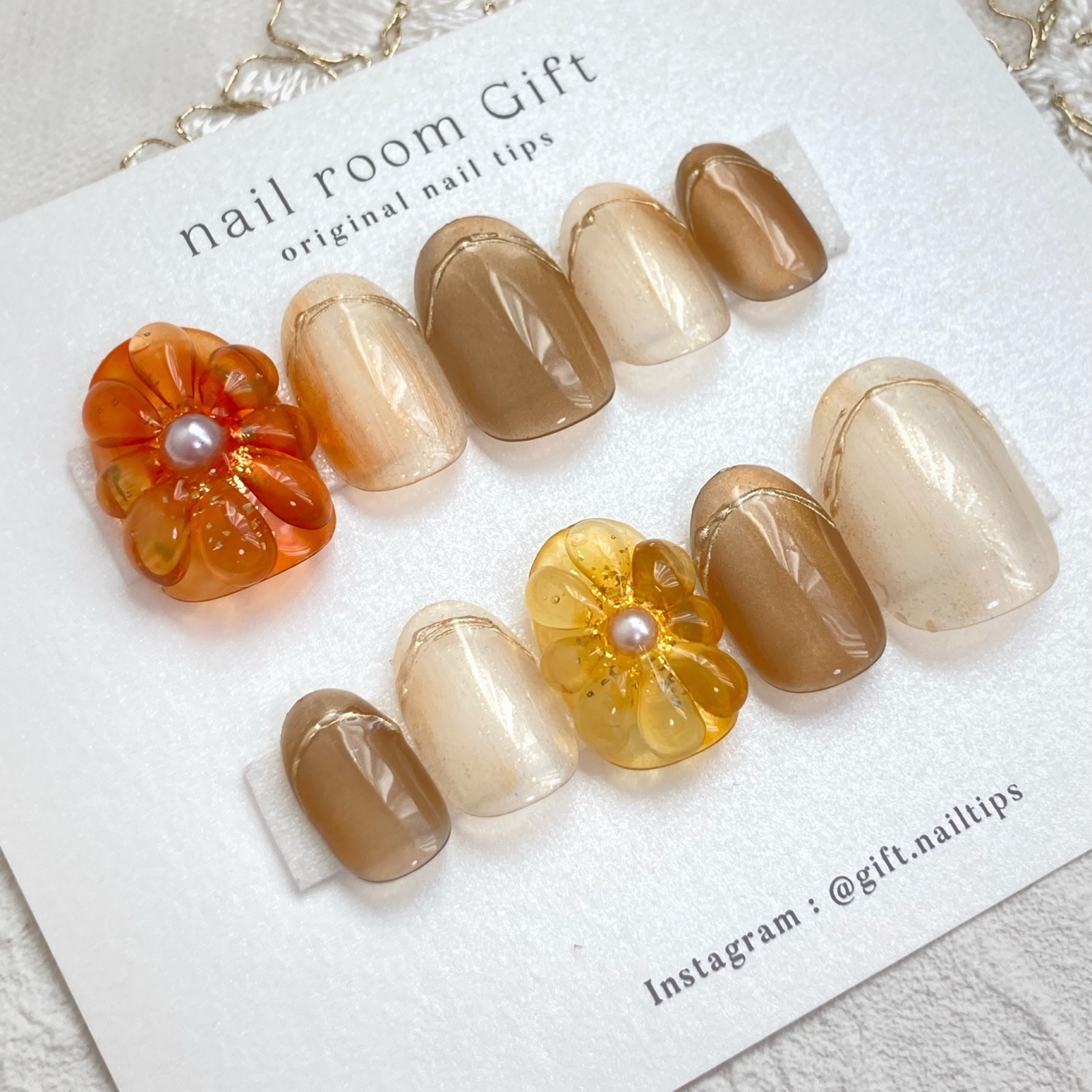 🤎Beetle shell color plump flower Flower Nuance Nail Sparkly Autumn Nail Mirror Nail Mirror French