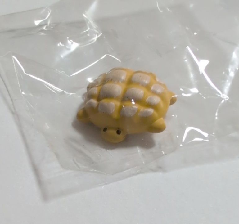 Bread Thief Figure Collection Option Bread