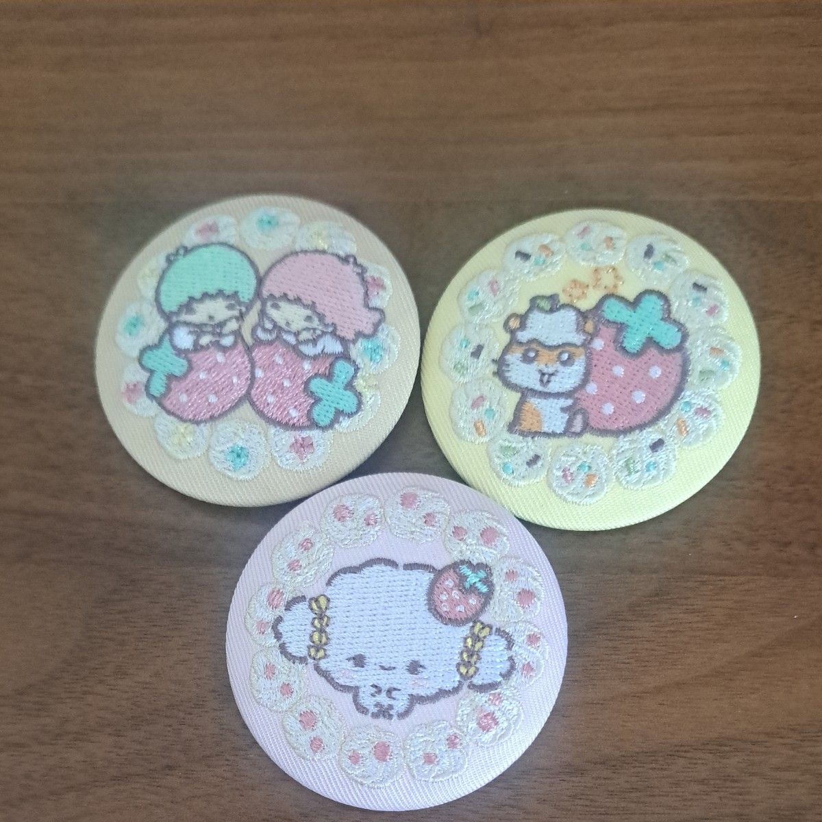Sanrio Embroidered Can Badges 3-Pack Little Twin Stars Cinnamoroll Strawberry