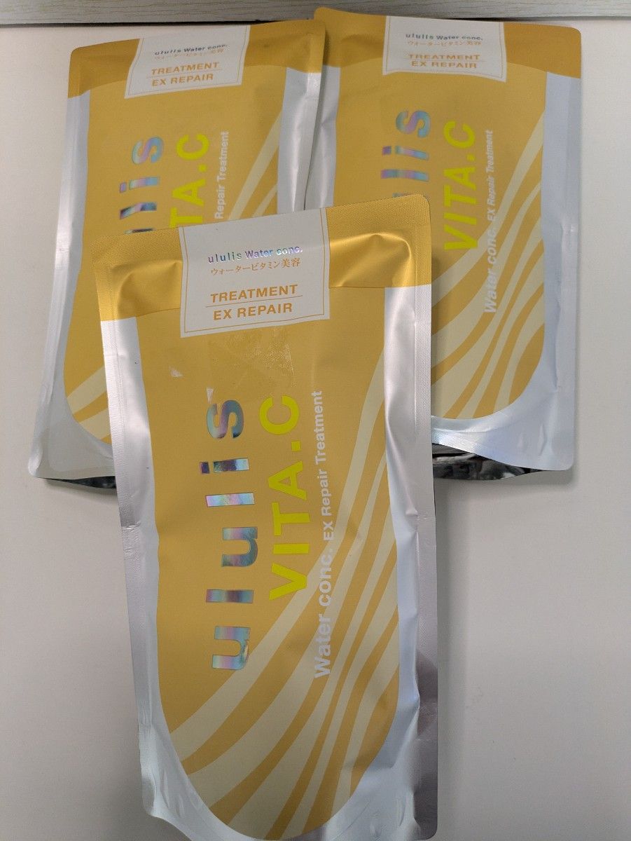 ululis ウルリス VITA.C EX修复护发素 替换装 3件套 全新未拆封 快速发货