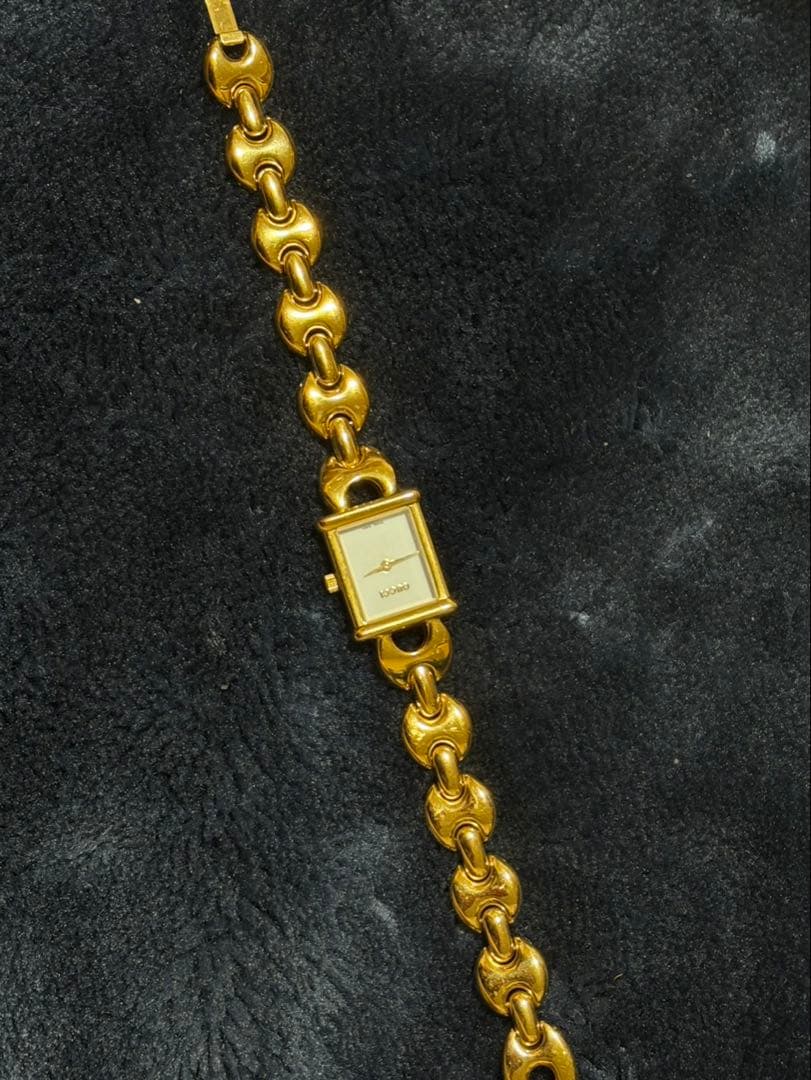 GUCCI 女士金色手表
