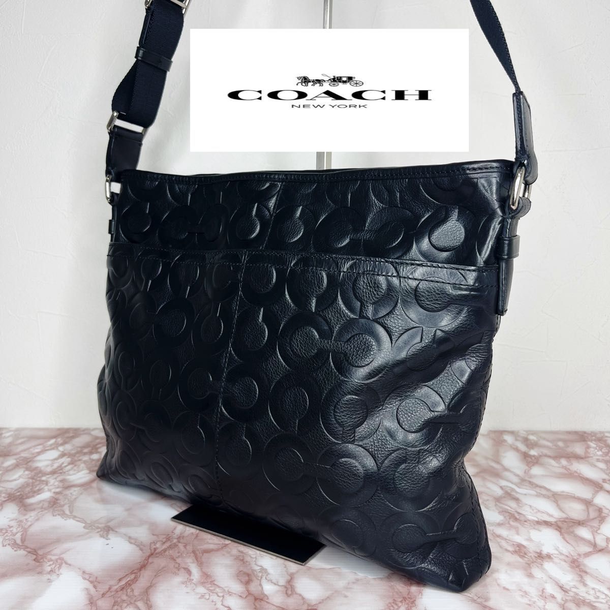 80【未使用级】COACH 单肩包