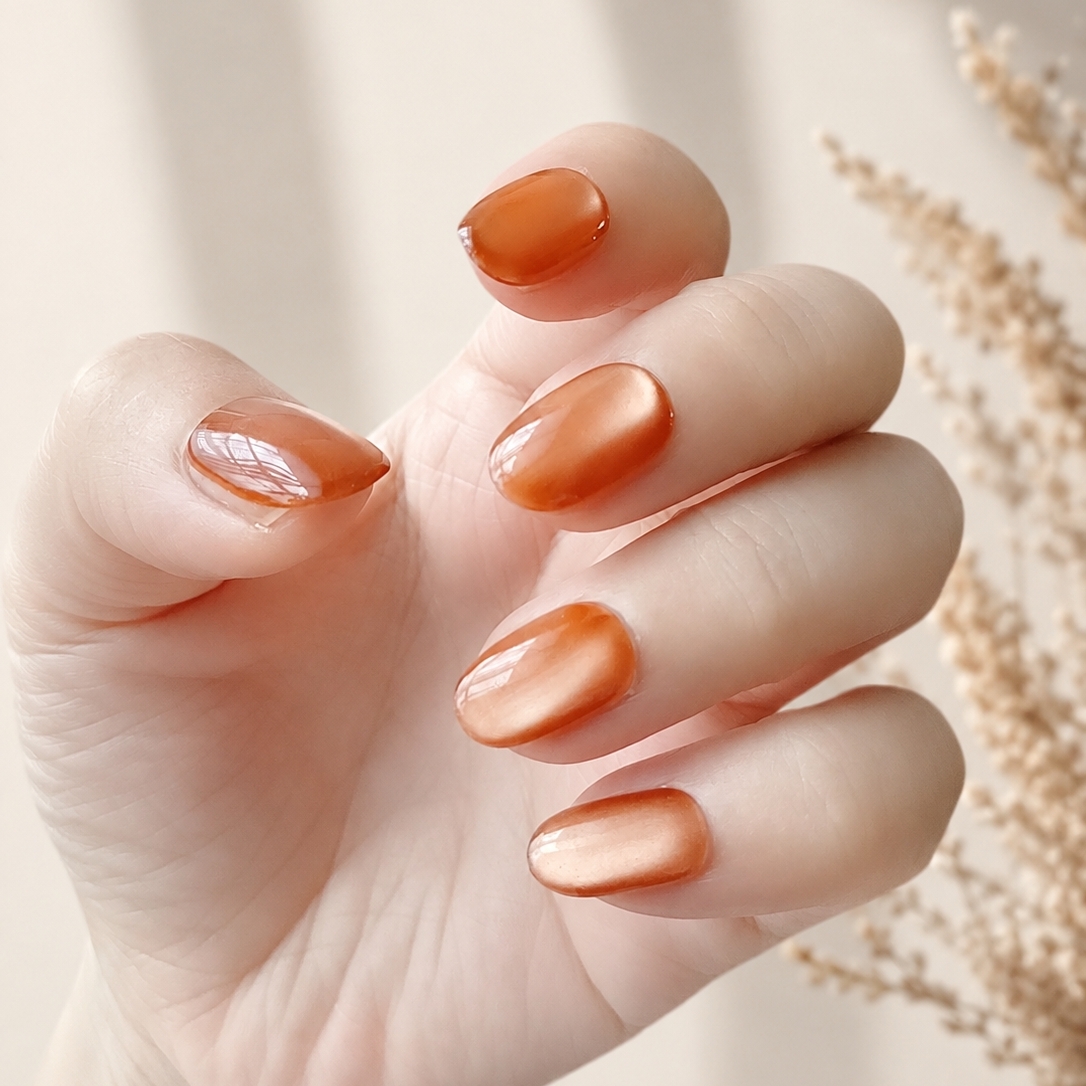 Sheer amber orange🍊Nail tips, magnetic nails, orange-brown, Halloween, simple nails, sophisticated nails, solid-color nails, sheer look, translucency, for spring, summer, autumn, and winter.