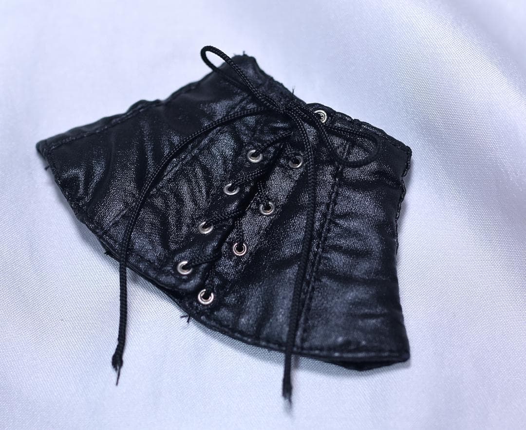 Anemone-made neck corset, SDGrB, SD17, dealer-made.