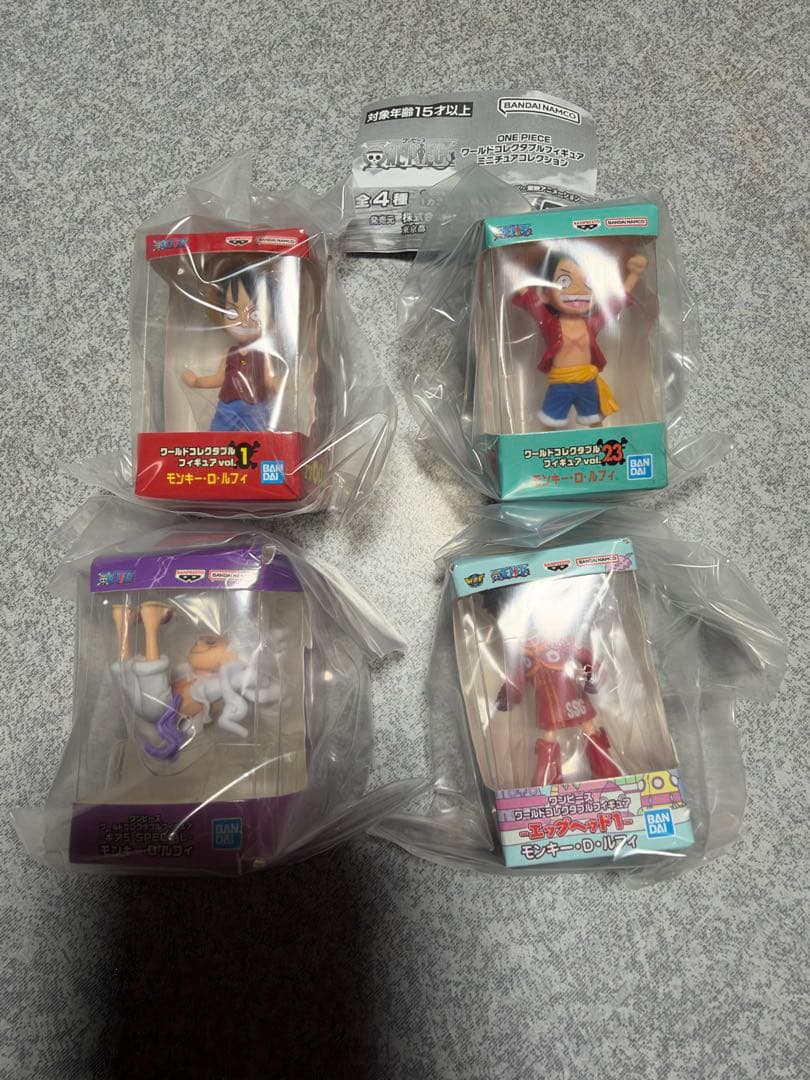 ONE PIECE World Collectable Figure Miniature Collection Complete Set