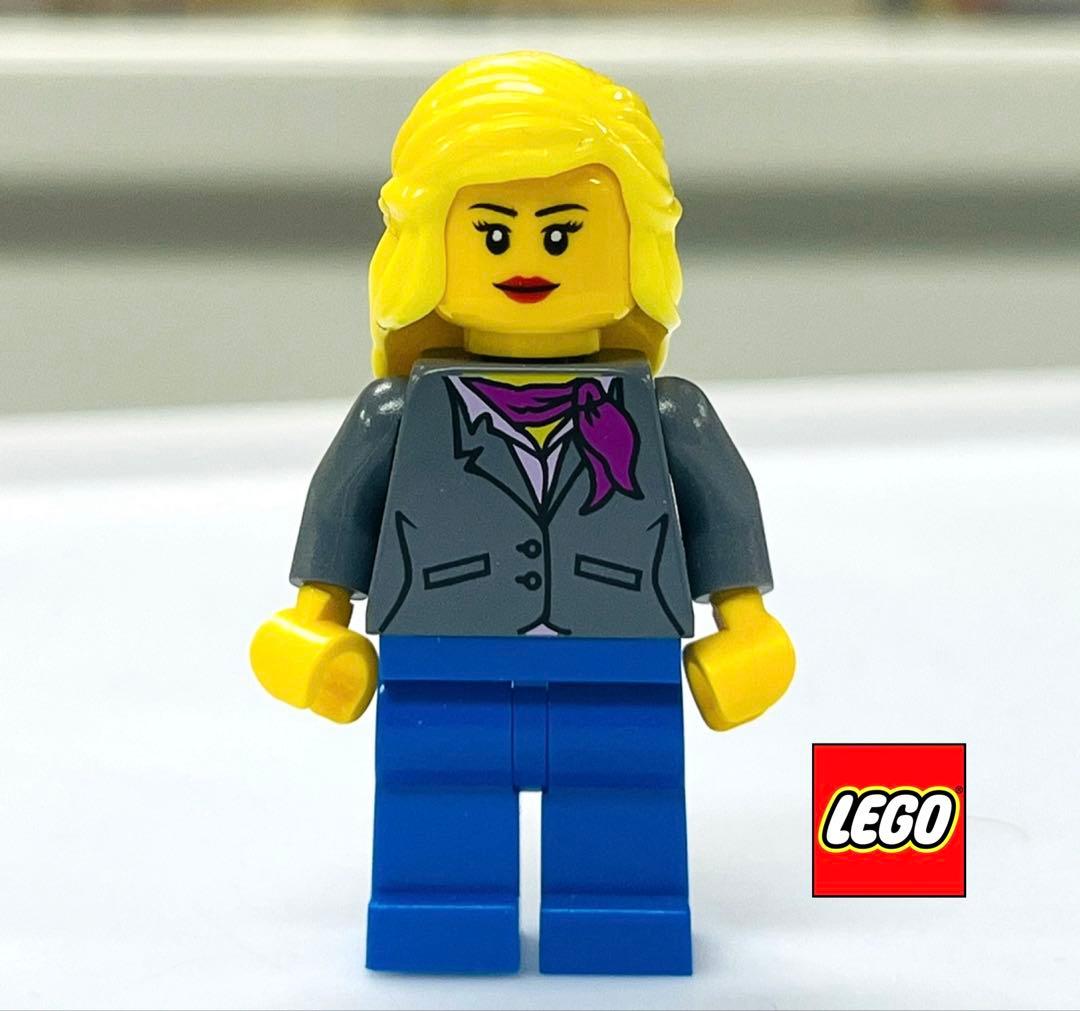 ⭐稀有/停产⭐️乐高 ( LEGO ) 西装女性人偶 商务羊毛