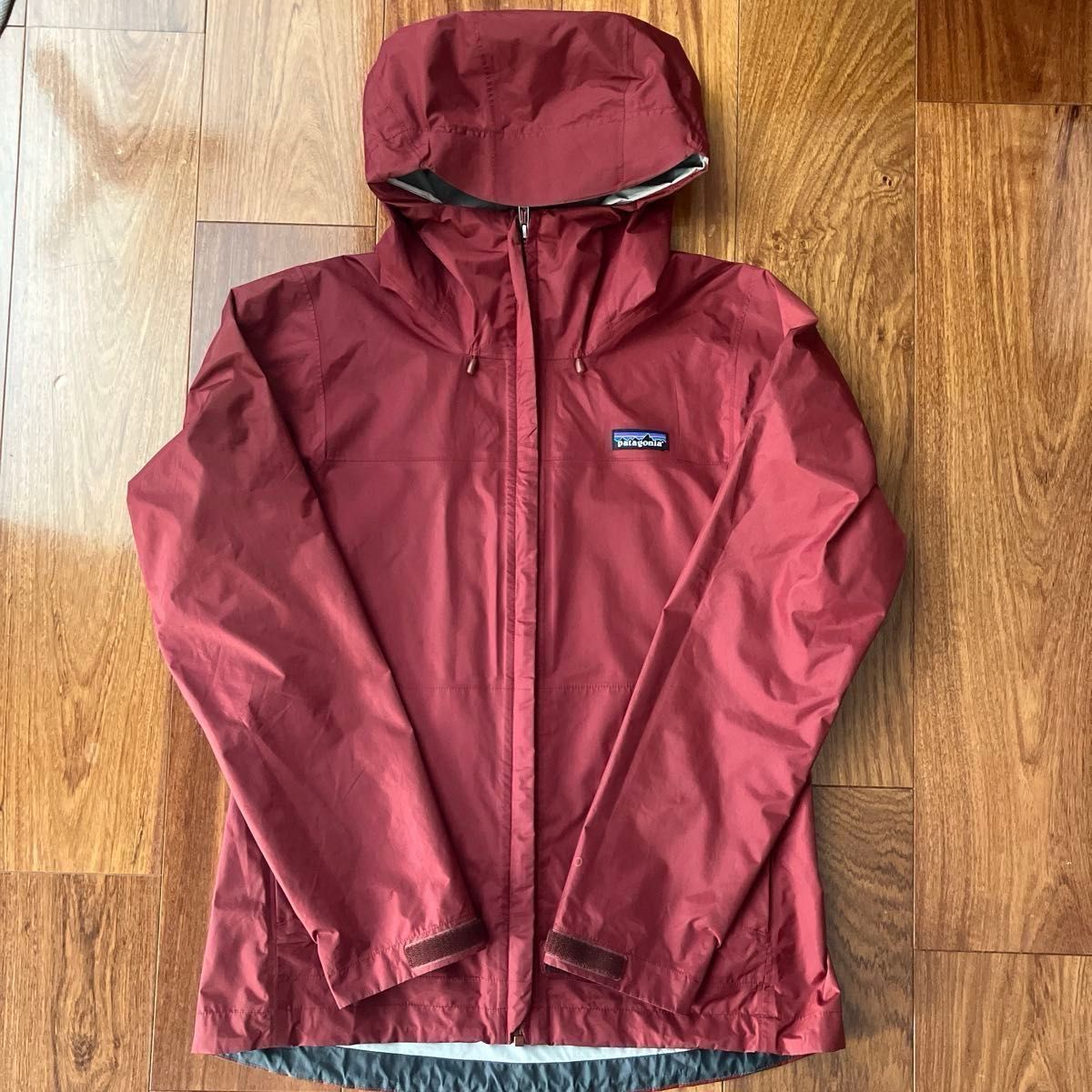 巴塔哥尼亚 Patagonia 特伦特壳 雨衣 女款 S码