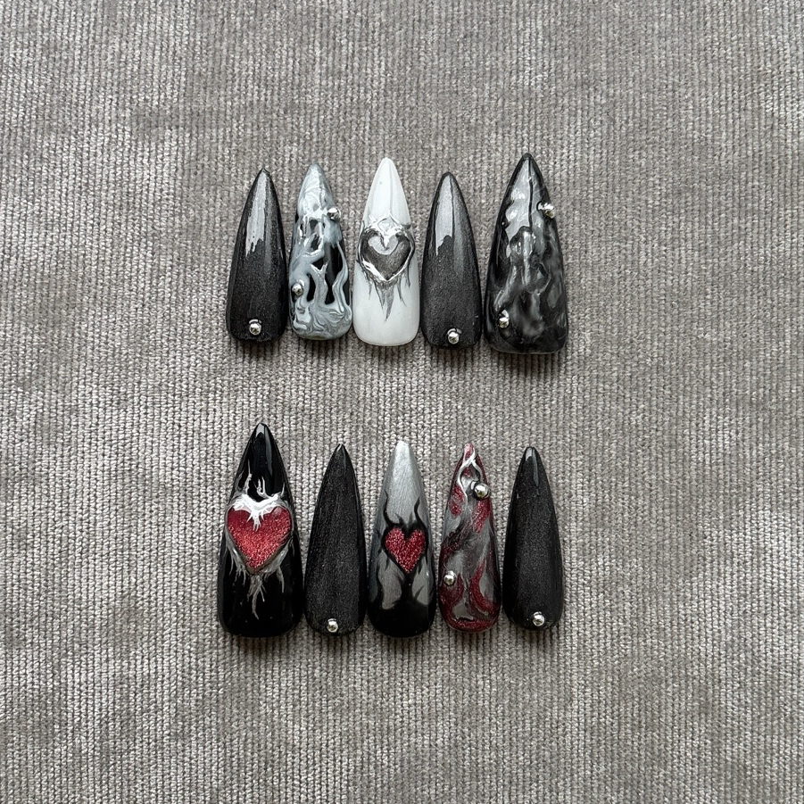 Dark Fall Nail Concept Nail Silver Nail Magnet Smoke Heart Nail Tip Attached Nail