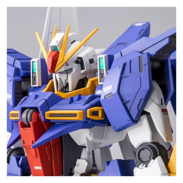 【 预购商品 】RE/100 1/100 高达林特弗鲁姆 组装式塑料模型 高达构建者 天才头部系列