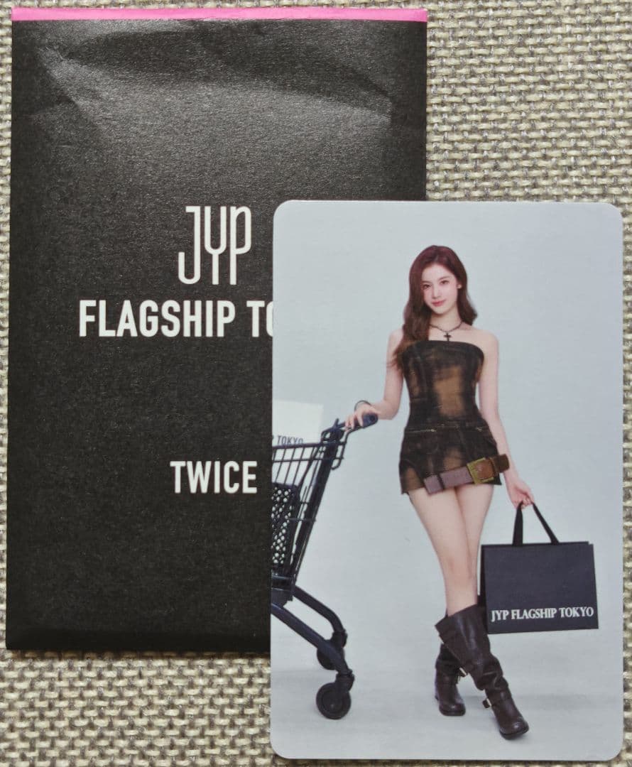 TWICE FLAGSHIP随机照片卡sana ③