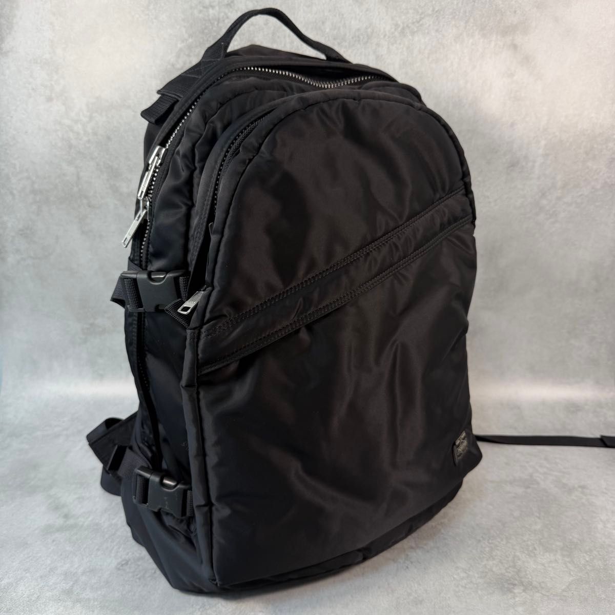品相极佳【已停产 XL】PORTER 波特 油罐手提背包 黑色