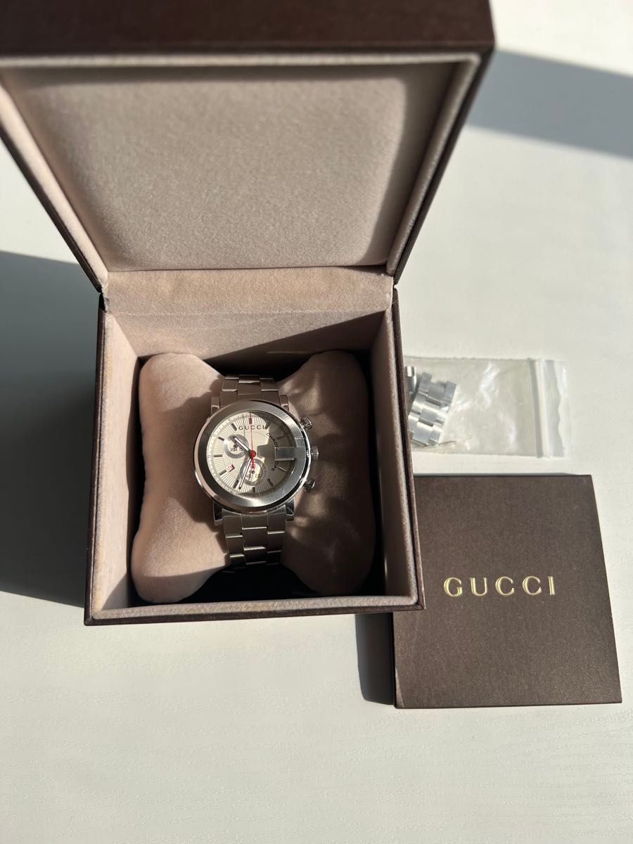 GUCCI G timeless chronograph men's watch silver dial with box and extra links