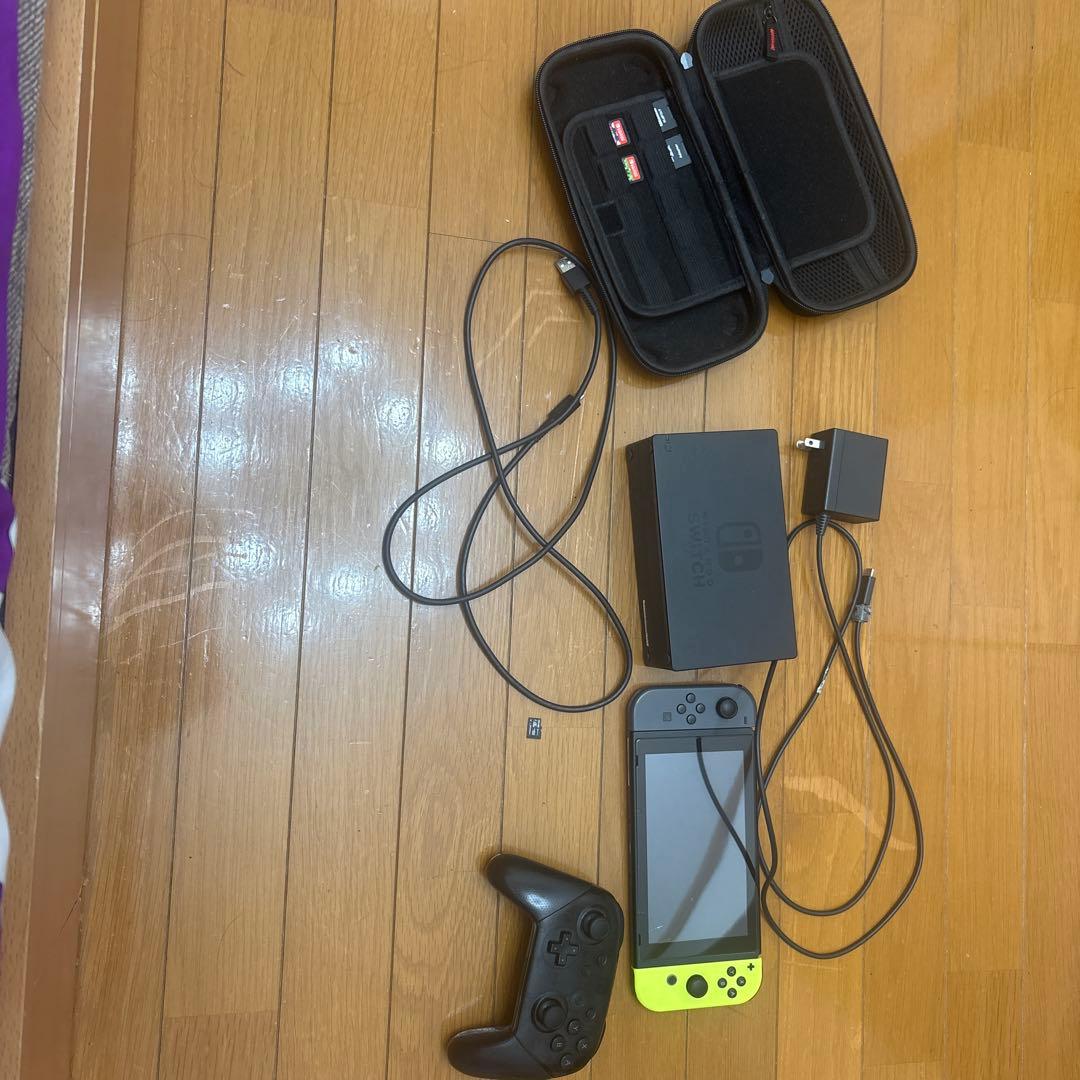 Nintendo Switch主机及配件套装