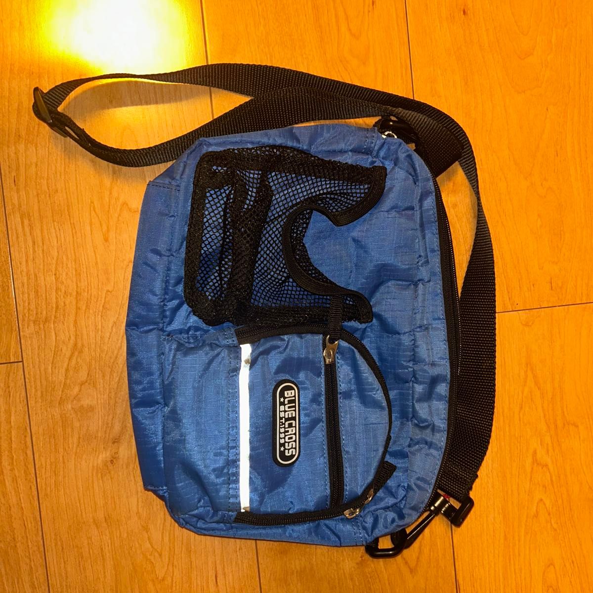BLUE CROSS Blue Cross Shoulder Bag, Blue, Outdoor