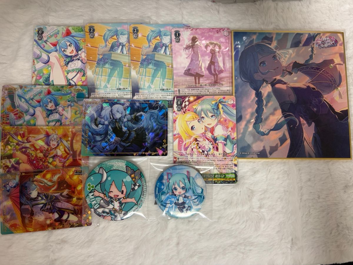 初音未来商品集中销售卡罐徽章彩纸套装