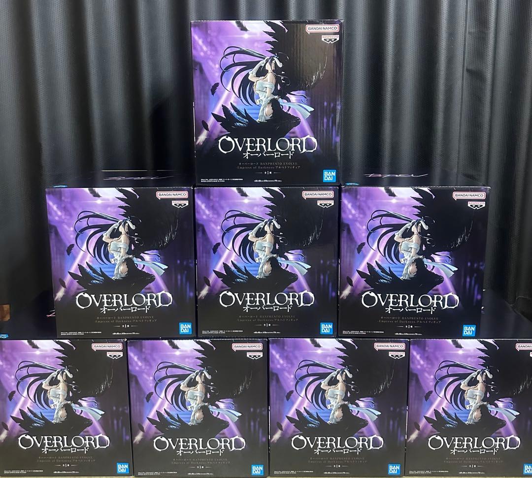 Overlord Figure Set of 24